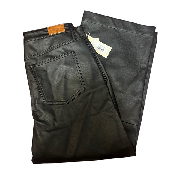 NWT Unpublished Faux Leather Greta Crop Wide Leg Pants - Picture 3 of 6